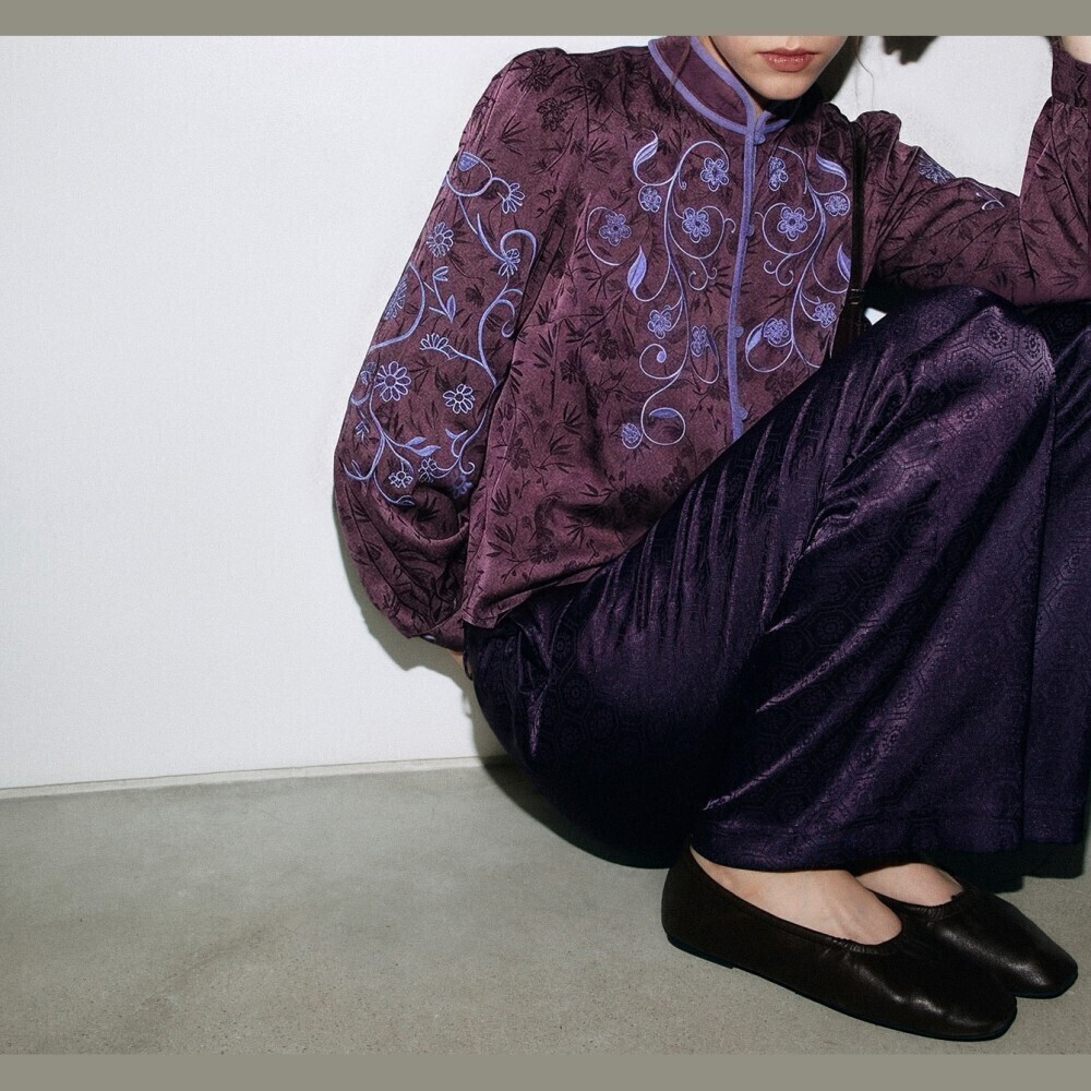 Plum Purple / Lilac Floral Patterned Frog Button Stand Collar Blouse